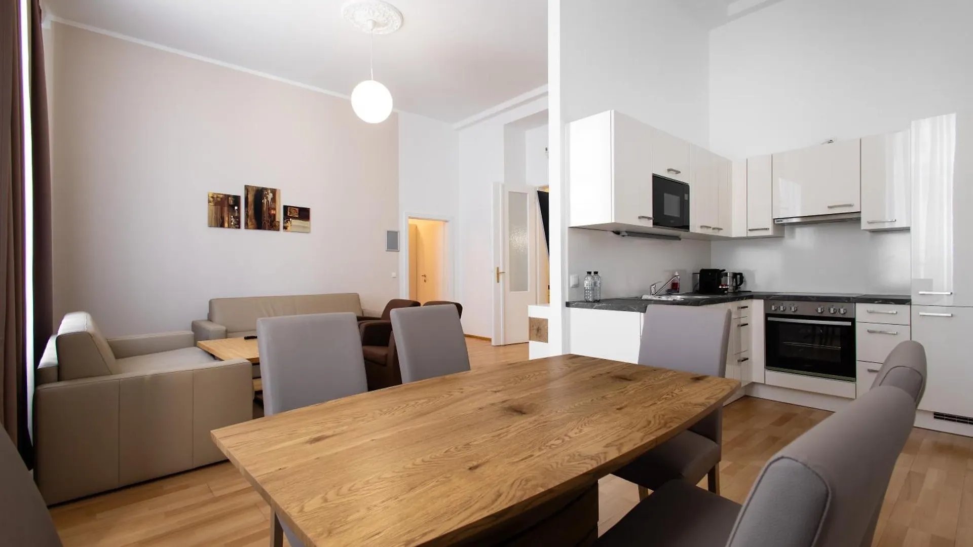 Tabor Residence Vienna 0*,